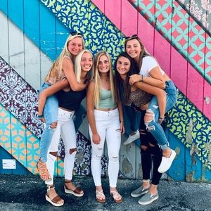 Meet your Posher, Gabby